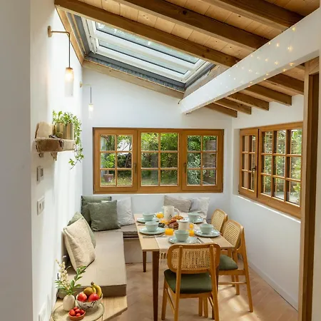 Forest & Ocean House With Guest & Garden